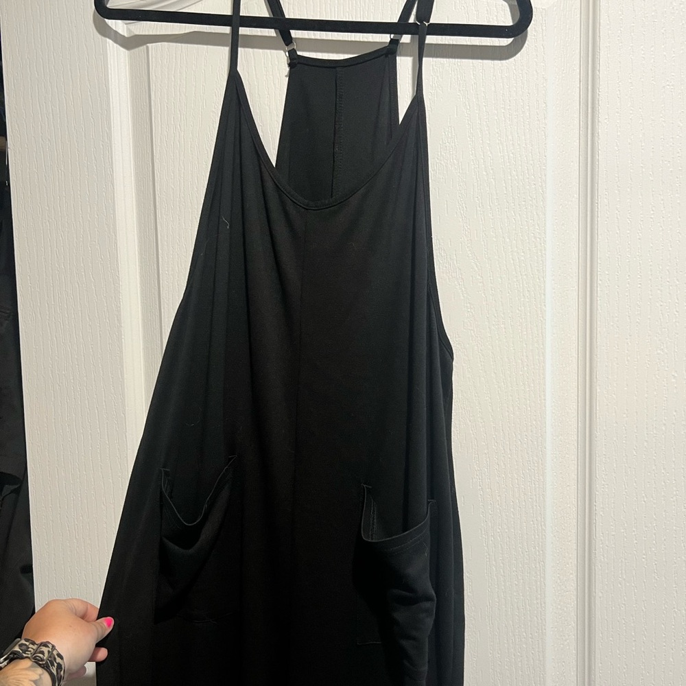 Black Sleeveless jumpsuit with Pockets